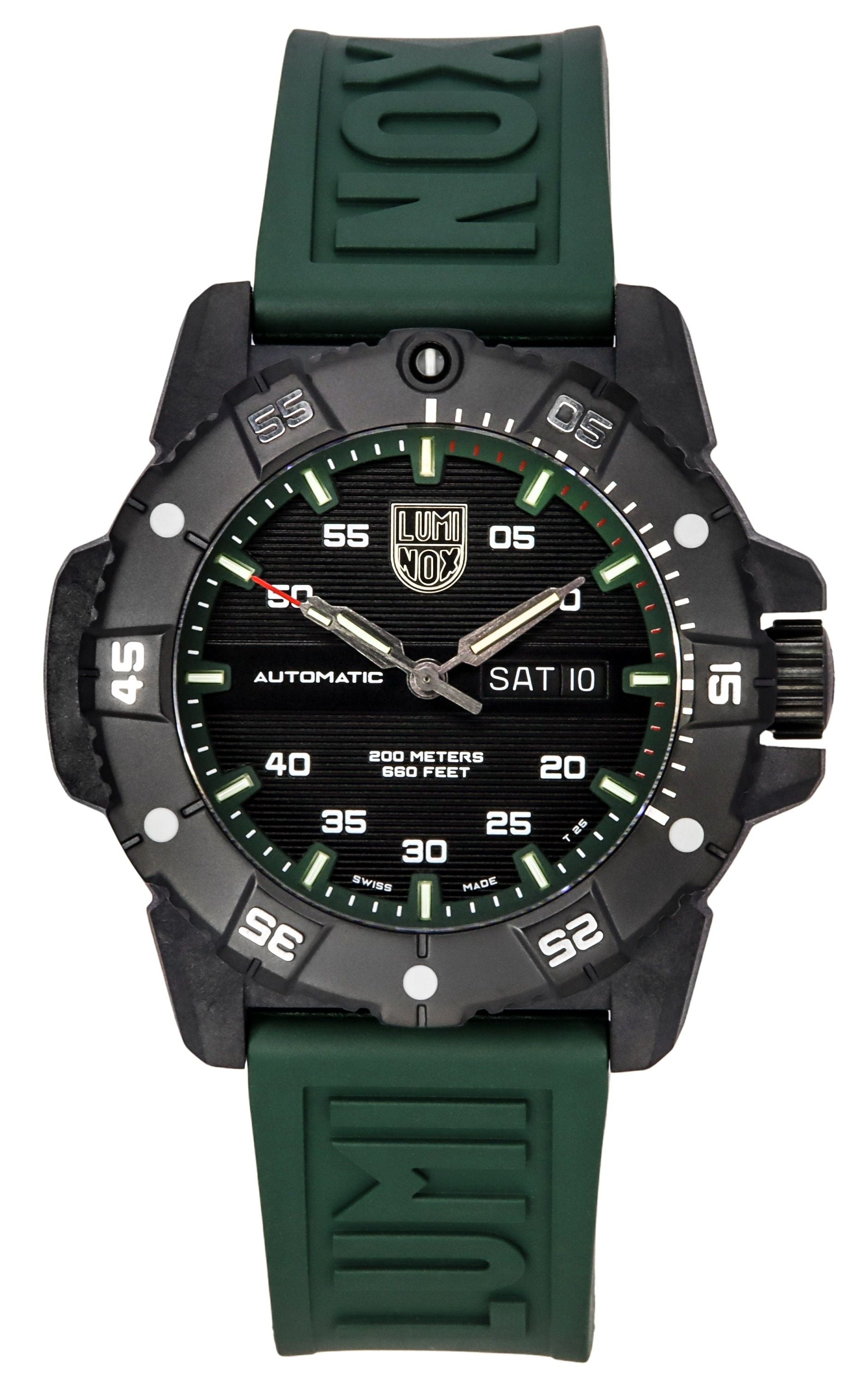 Luminox Master Carbon SEAL Green Rubber Strap Black Dial Swiss Automatic Diver's XS.3877 200M Men's Watch